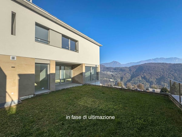 Villa con giardino ad Agra 5