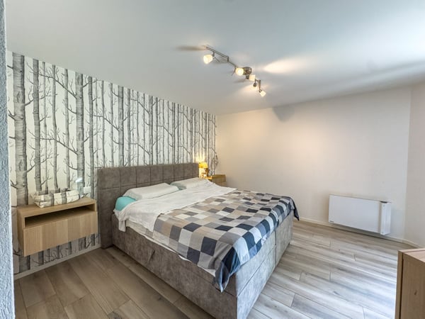 Casa gemella vista lago con giardino a Bissone 5