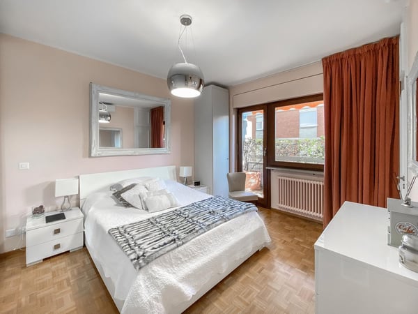 Ampio 1.5 locali in zona centrale 6