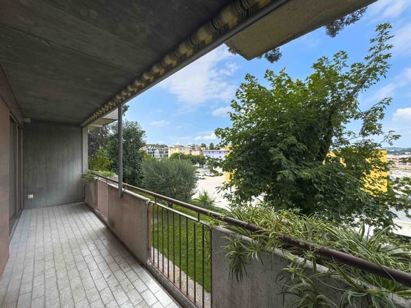 Spazioso ufficio in affitto a Mendrisio 5