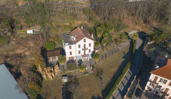 Terreno edificabile per la realizzazione di case a schiera 3