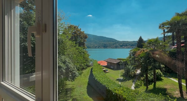 Casa sul lago a Caslano con pontile privato 7