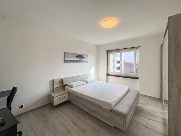 Appartamento 3.5 locali con parziale vista lago a Melide 4