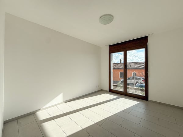 Moderno appartamento 2.5 locali con giardino a Vernate 3