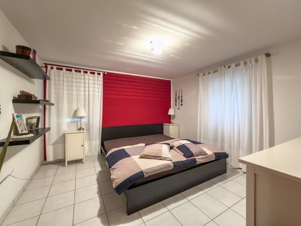 Casa con giardino a Cadro 7