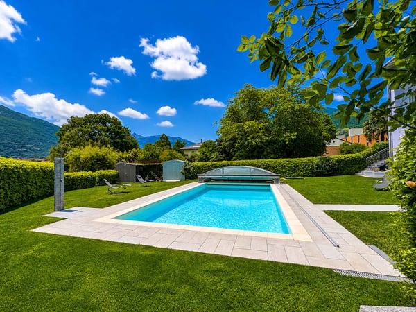 Appartamento 4.5 locali con piscina a Camorino 8