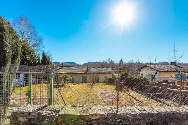 Grande casa di nucleo ad Astano 13