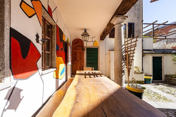 Grande casa di nucleo ad Astano 11