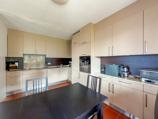 Casa bifamiliare a Vezia 3