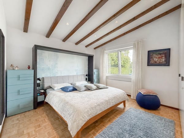 Elegante casa con giardino a Collina d’Oro 6