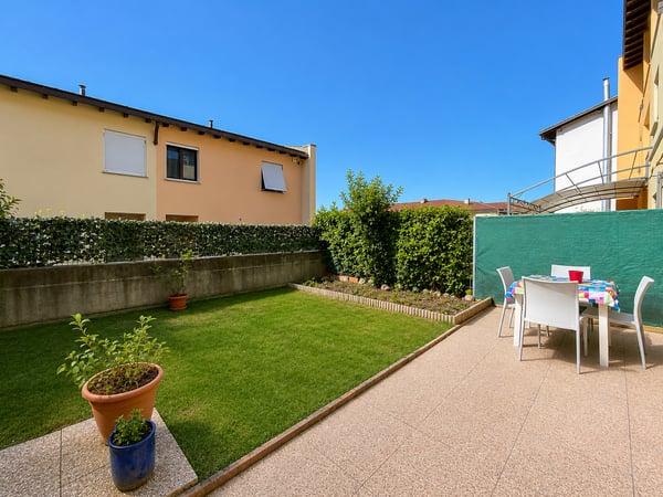 Casa a schiera di 6.5 locali con giardino a Castel San Pietro 1