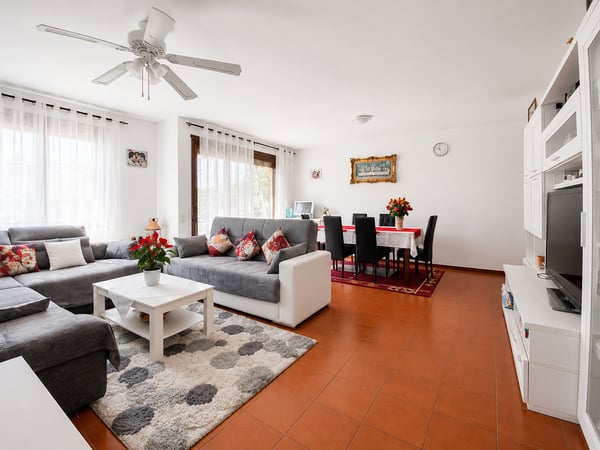 Casa a schiera di 6.5 locali con giardino a Castel San Pietro 2