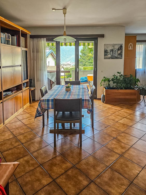 Casa gemella con giardino e locale hobby a Vezia 2
