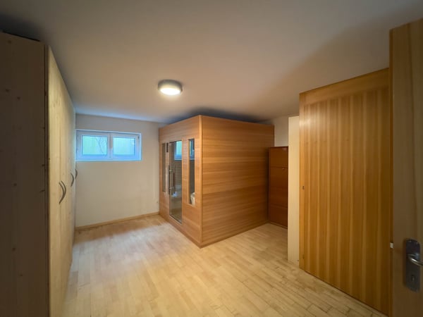Moderna villa con piscina interna a Collina d’Oro 9
