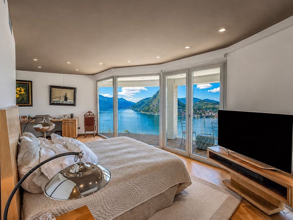 Appartamento duplex di lusso vista lago ad Aldesago 8