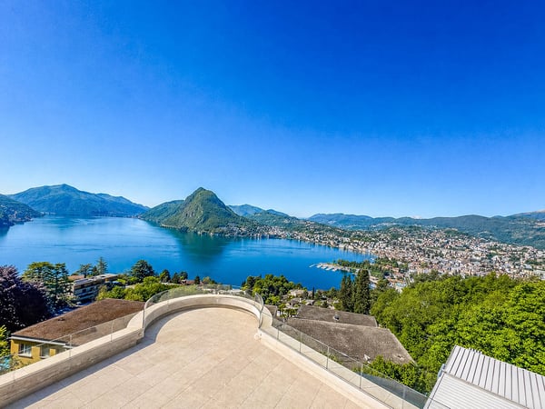 Appartamento duplex di lusso vista lago ad Aldesago 6