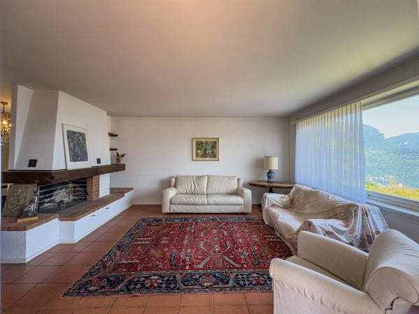 Villa con giardino e vista aperta sul golfo di Lugano a Carona 5