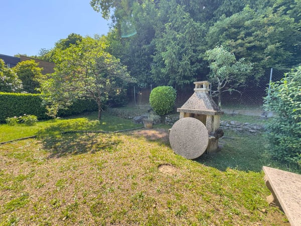Villa con giardino e vista aperta sul golfo di Lugano a Carona 12