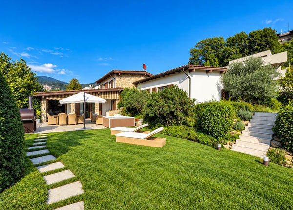 Villa con ampio giardino a Mendrisio 24