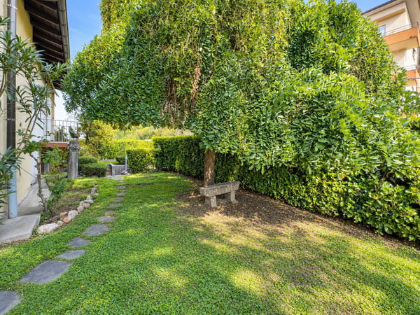 Casa con ampio giardino a Mendrisio 6