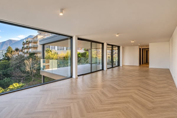 Esclusivo attico con splendida vista lago a Paradiso 2
