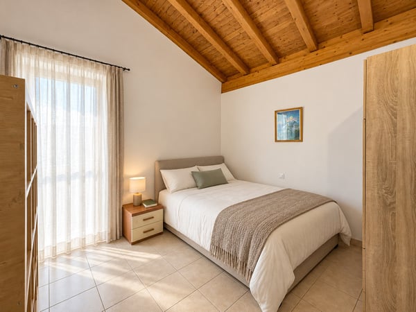 Casa con giardino a Rancate 8