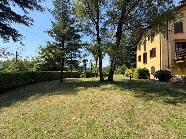 Grazioso bilocale con terrazza, piscina e garage 11