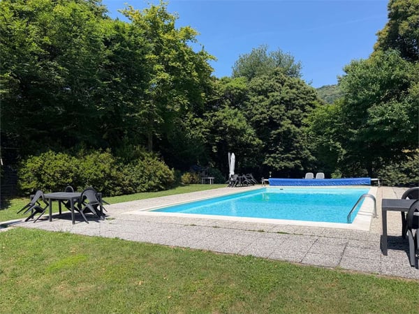 Grazioso bilocale con terrazza, piscina e garage 8