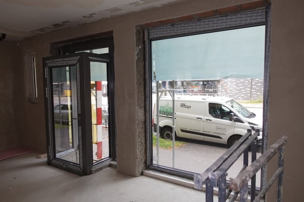 Attraktive Gewerbeflächen mit grossem Schaufenster an zentraler Lage 6