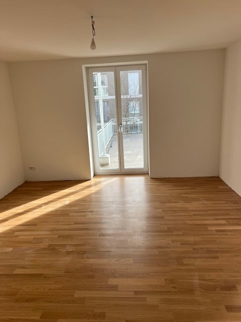 Erstvermietung nach Totalsanierung mit grosser Terrasse 7