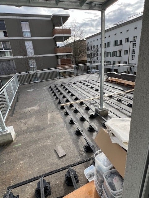 Erstvermietung nach Totalsanierung mit grosser Terrasse 10