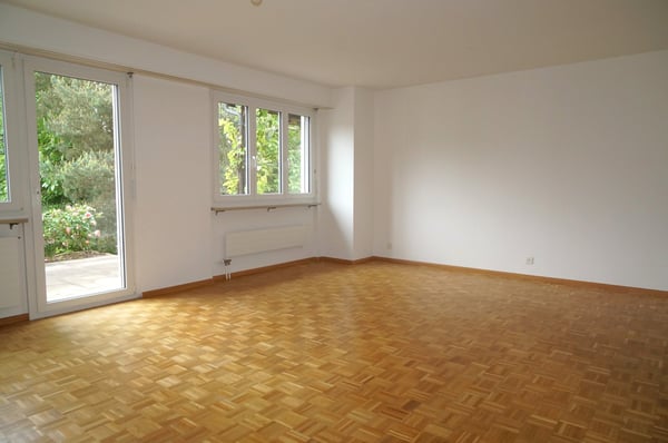 2-Zimmer-Einfamilienhaus mit Hallenschwimmbad, Sauna und Doppelgarage 8