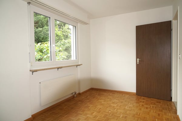 2-Zimmer-Einfamilienhaus mit Hallenschwimmbad, Sauna und Doppelgarage 9