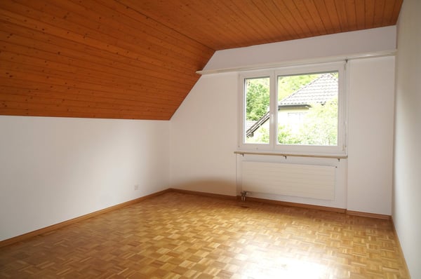 2-Zimmer-Einfamilienhaus mit Hallenschwimmbad, Sauna und Doppelgarage 15