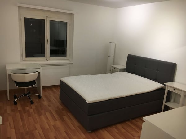 Zimmer in Wohngemeinschaft in Altstetten 1