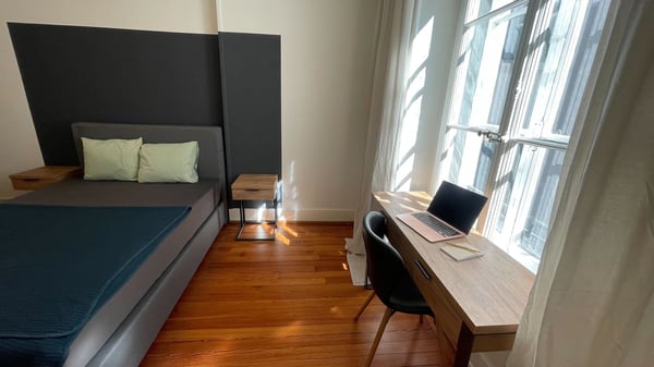 Rénové avec charme au centre de Lausanne 11