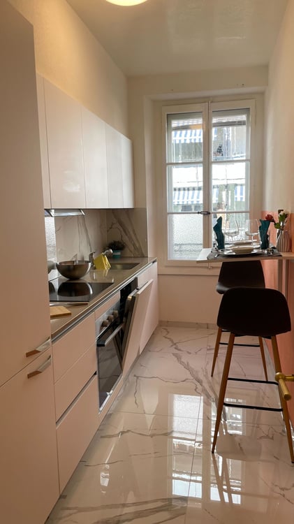 Rénové avec charme au centre de Lausanne 12