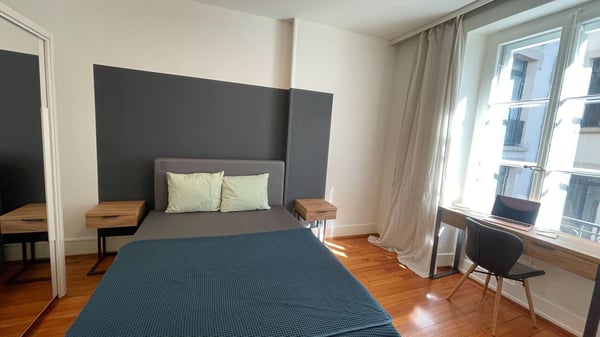 Rénové avec charme au centre de Lausanne 8