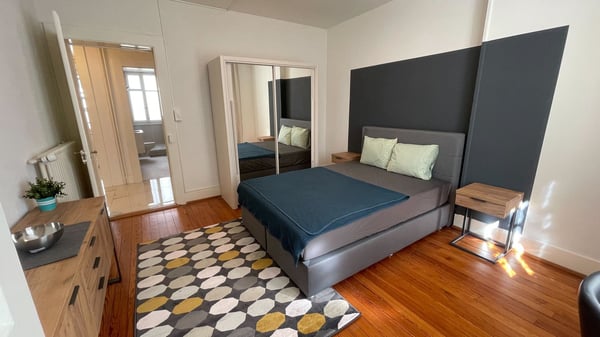 Rénové avec charme au centre de Lausanne 10