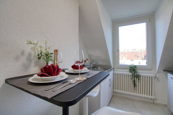 Möbliertes WG-Zimmer in Zürich 8