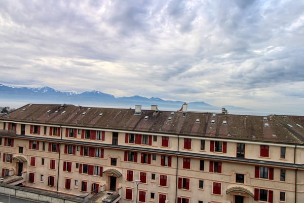A Modern Coliving Apartment at Avenue de France in Lausanne 4