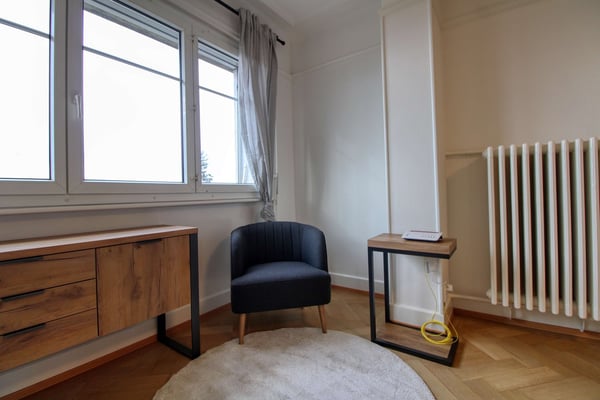 A Modern Coliving Apartment at Avenue de France in Lausanne 5
