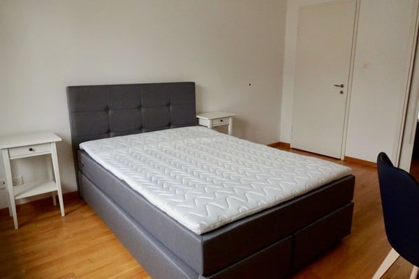 Möbliertes WG-Zimmer in moderner Wohngemeinschaft 3