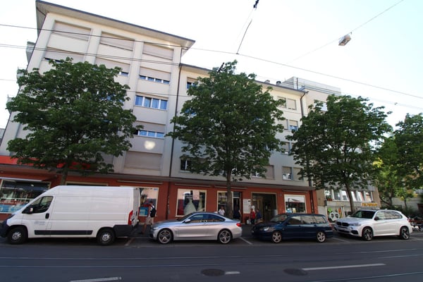 Möbliertes WG-Zimmer in der Nähe vom Claraplatz 10