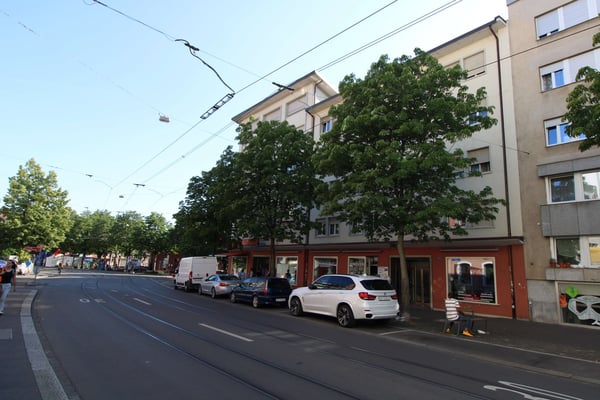 Möbliertes WG-Zimmer in der Nähe vom Claraplatz 11