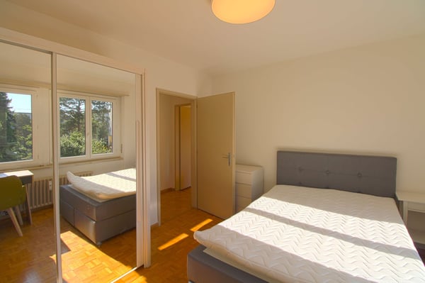 Möbliertes WG-Zimmer in der Nähe vom Claraplatz 1