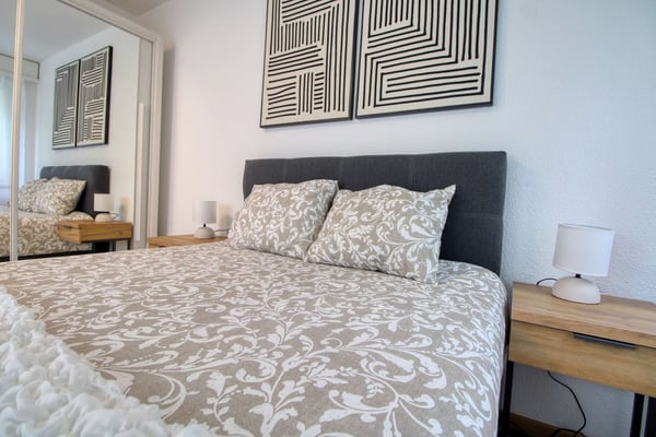 Cozy 2-Room Apartment in Zürich Altstetten 5