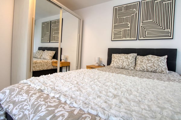 Cozy 2-Room Apartment in Zürich Altstetten 4