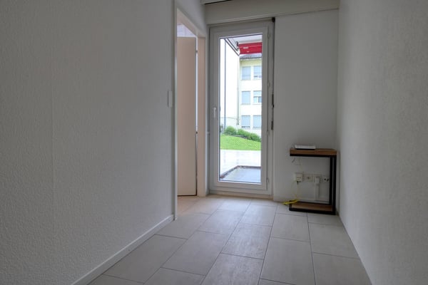 Cozy 2-Room Apartment in Zürich Altstetten 12