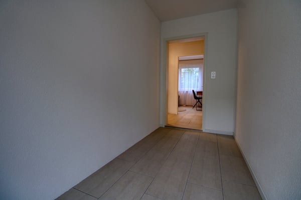 Cozy 2-Room Apartment in Zürich Altstetten 14